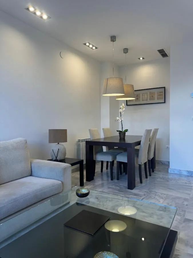 Victoria 32 Suite Malaga Apartment
